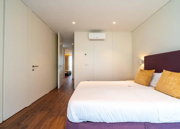 Vila Boavista Serralves Family House *