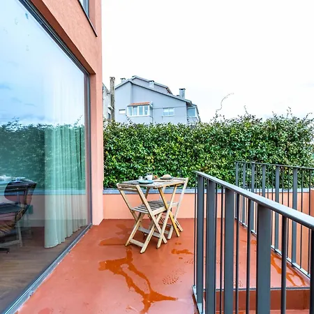 Boavista Serralves Family House *